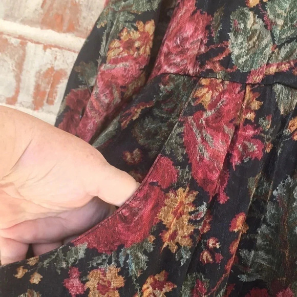 S.L. Fashions Vintage Floral Wrap Dress - Picture 5 of 12